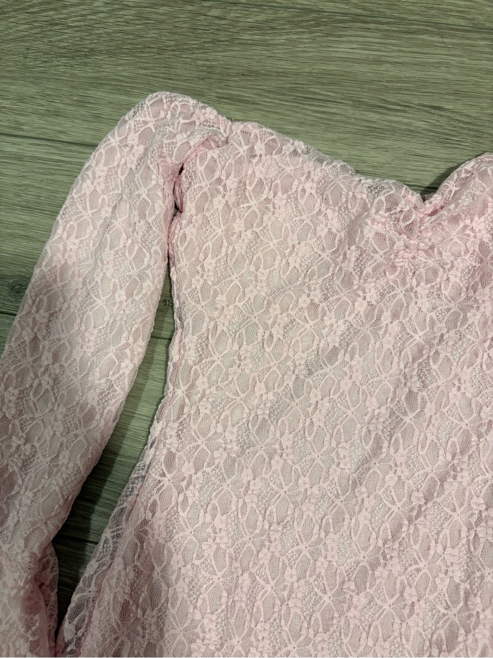 Oh Polly Verena Off-Shoulder Ruffle Lace Maxi Dress in Soft Pink - Picture 7 of 11